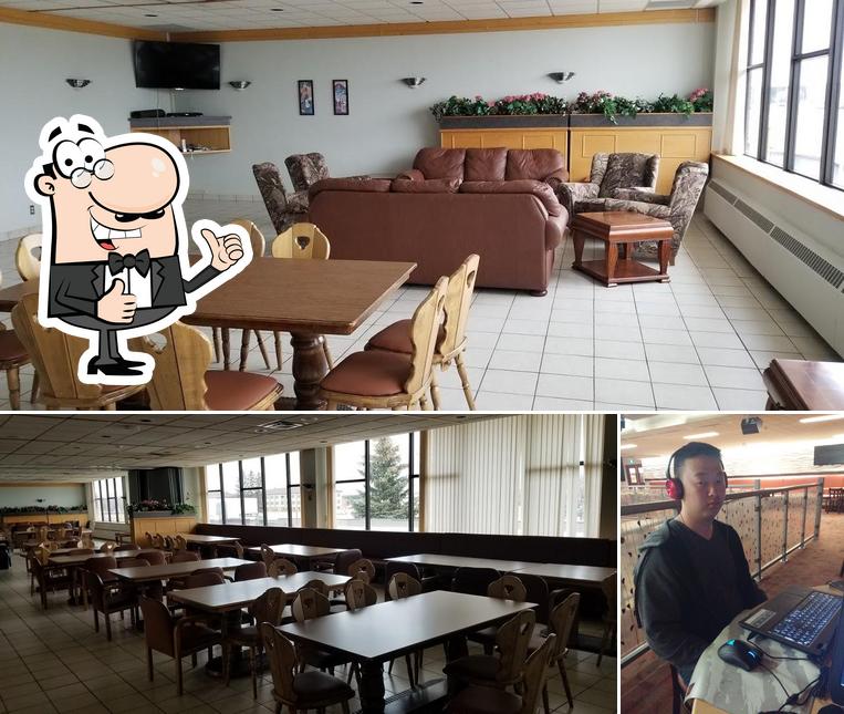 El Prado Club