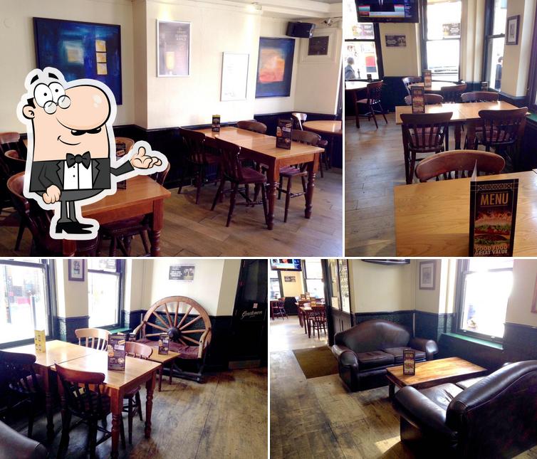Wheelwrights Arms