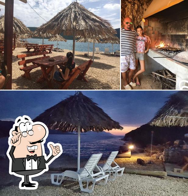 Feral beach Restaurant Neum