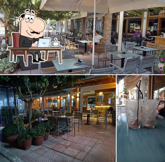 Agora Cafe Snack Bar
