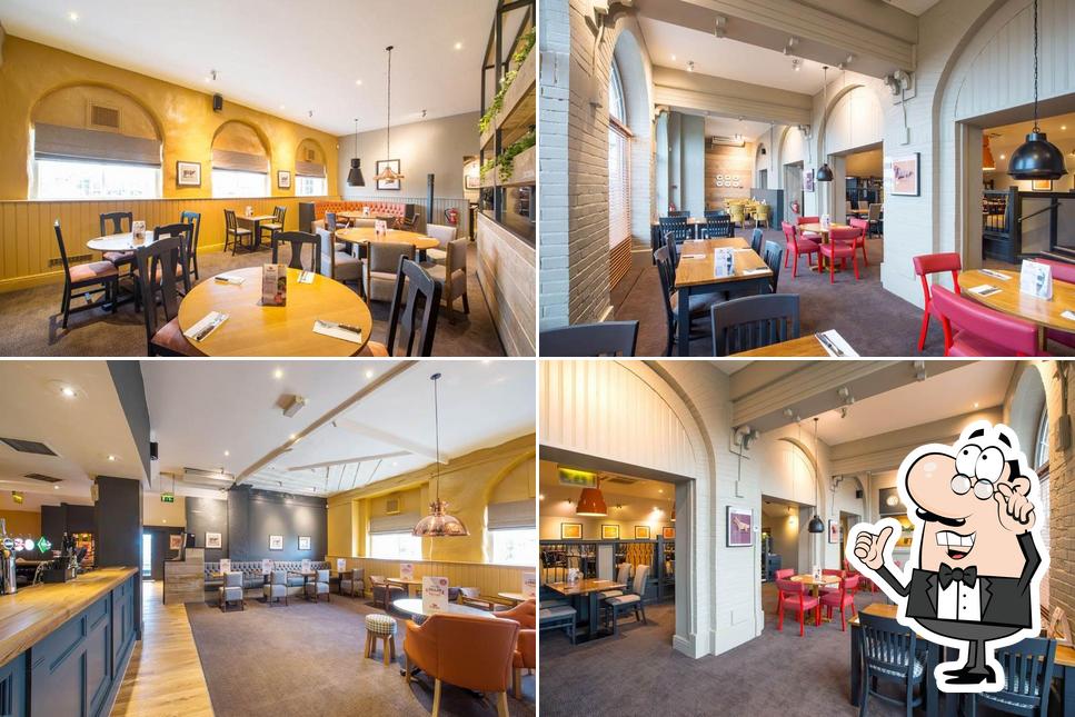 Red Lion Beefeater