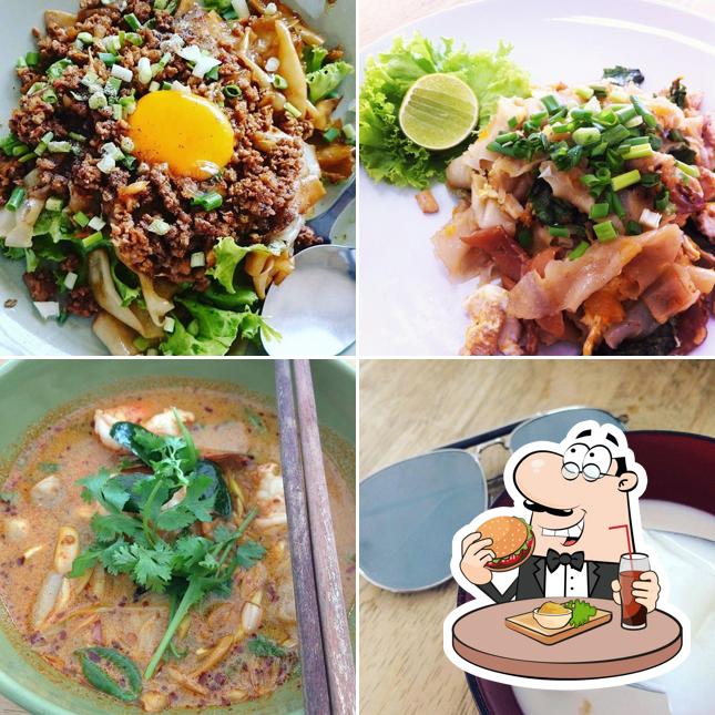 JEKMENG NOODLE เจ๊กเม้ง ก๋วยเตี๋ยวเนื้อต้นตำรับเพชรบุรี Phetchaburi