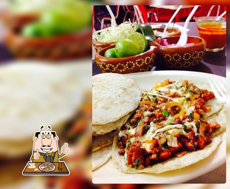 Tacos Los Carboncitos