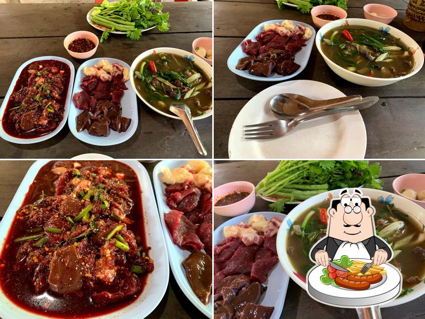 ร้านอาหารกันเอง ริมคลองสมถวิล