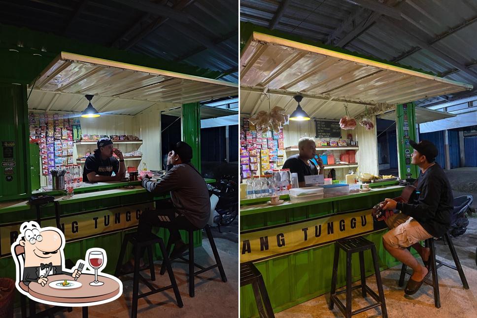 RUANG TUNGGU MKC