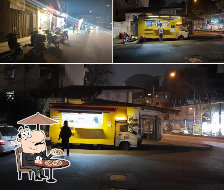 Food Truck Travel