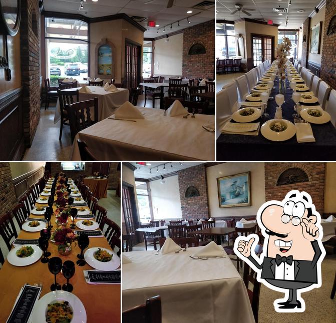 Al Di La Pizzeria & Italian Bistro