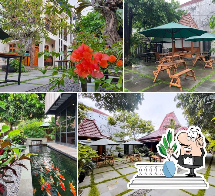 MAJAPAHIT COFEE & EATERY