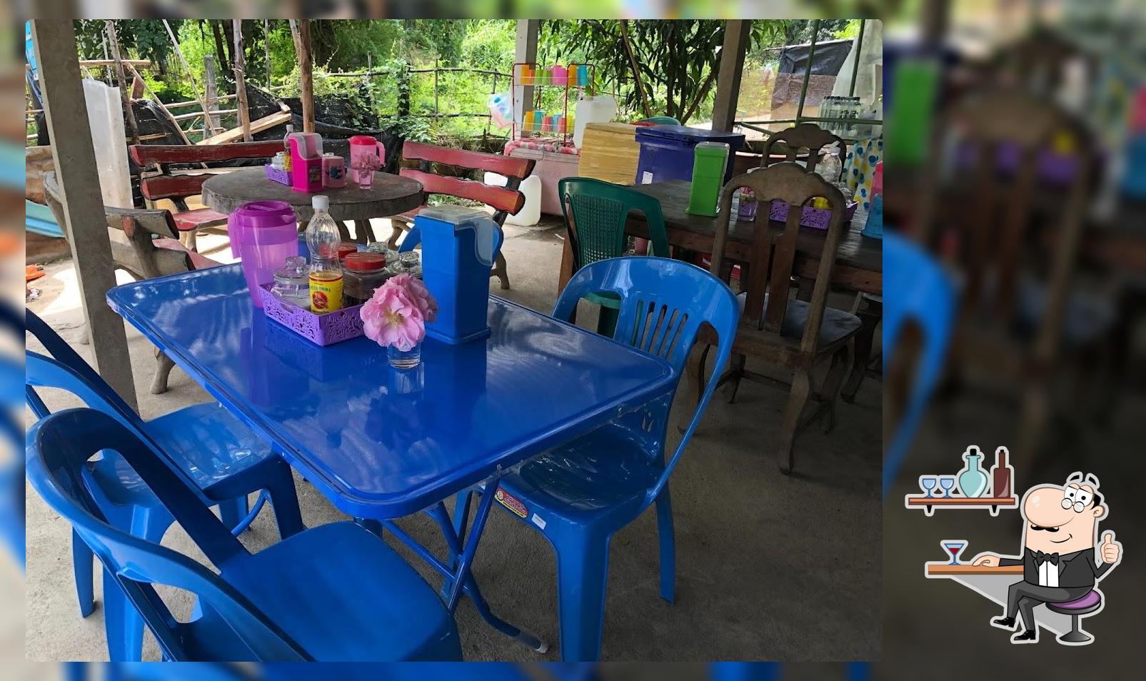 ก๋วยเตี๋ยวบ้านบ้าน