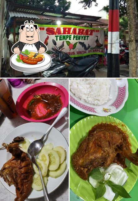 Tempe penyet "SAHABAT"