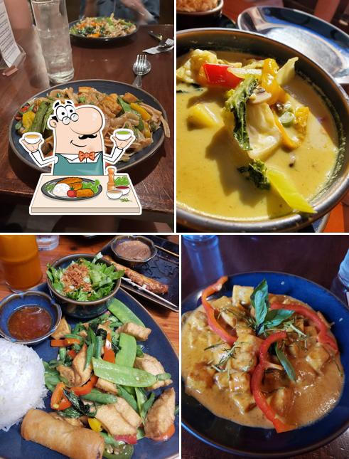 Sophia's Thai Bar & Kitchen