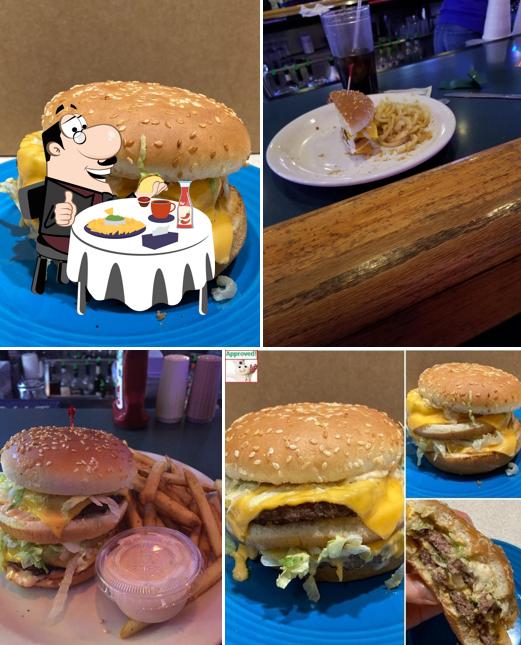 Coach's Pub 'N' Grill