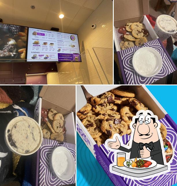 Insomnia Cookies