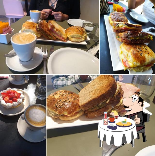Mummis Cafe & Deli
