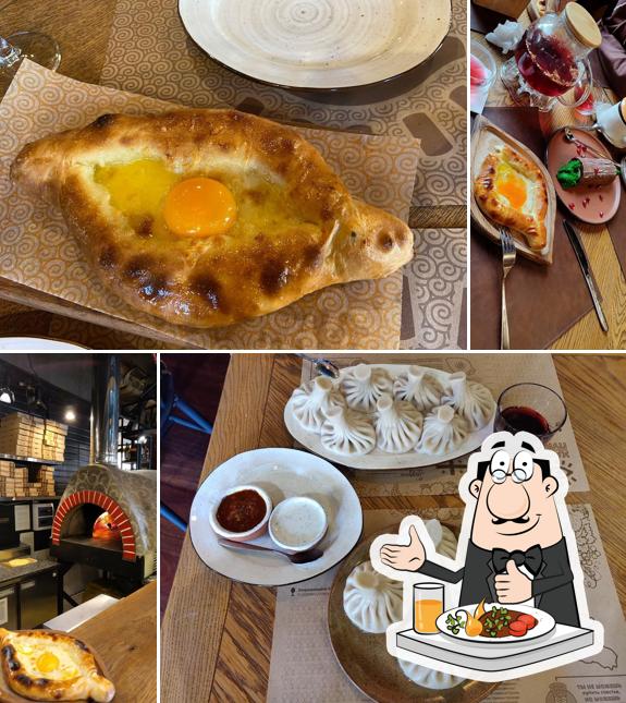 Еда в "Хачо и Пури"