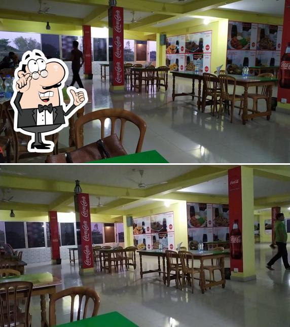 WF Fast Food & Chinese Restaurant-Belkuchi Branch
