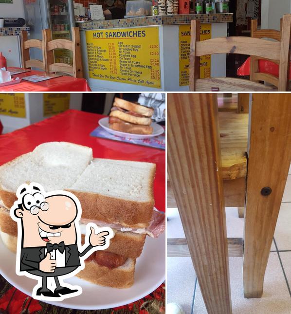 The Munch Inn Cafe