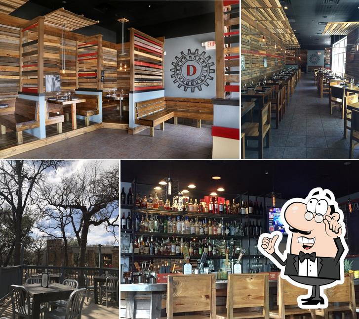 District Kitchen + Cocktails