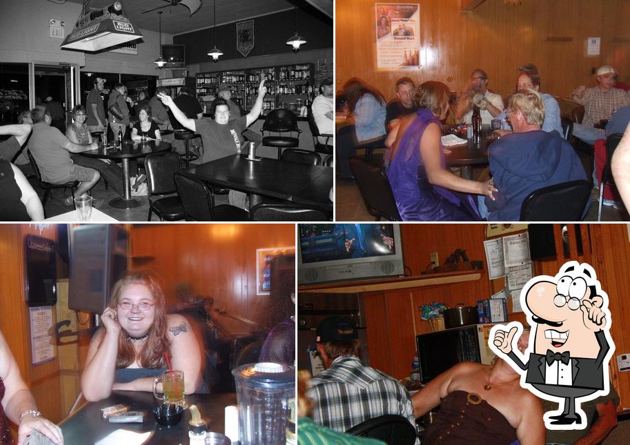 Deshler Bar