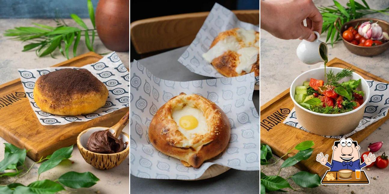 Еда в "Дэдико"