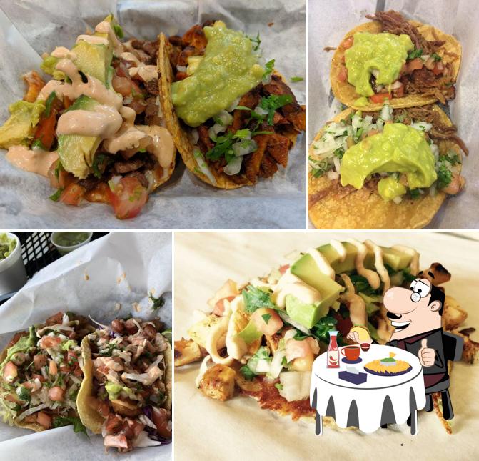 Los Tacos