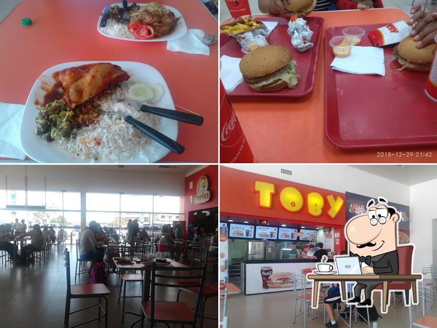 Patio De Comida Hipermaxi
