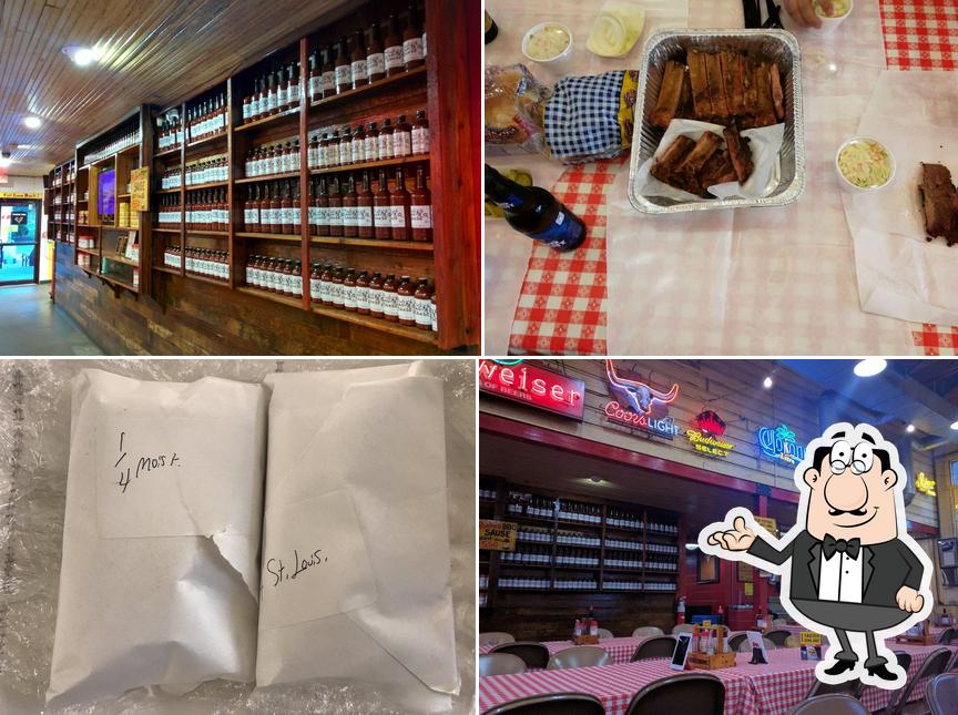Rudy's "Country Store" and Bar-B-Q