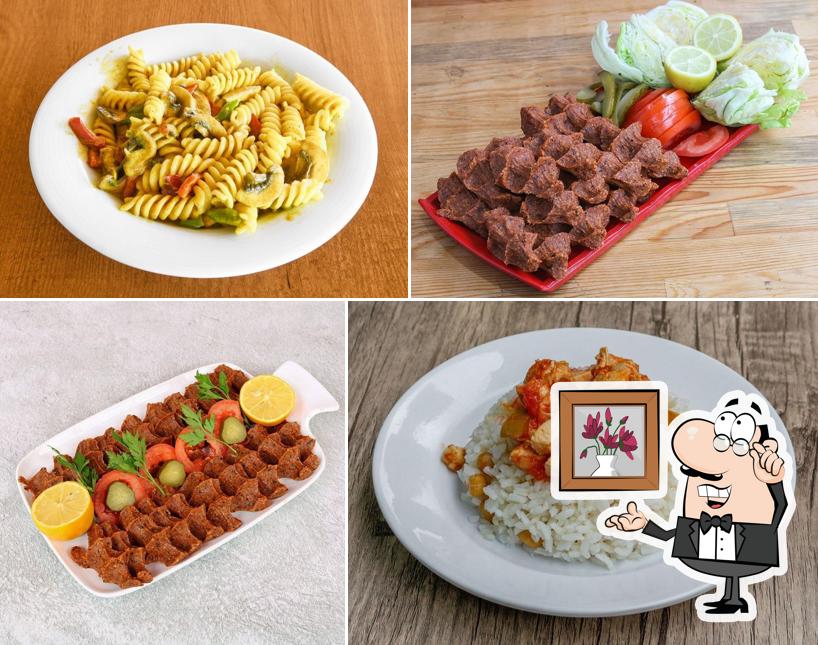 Üniversiteli Çiğ Köfteci