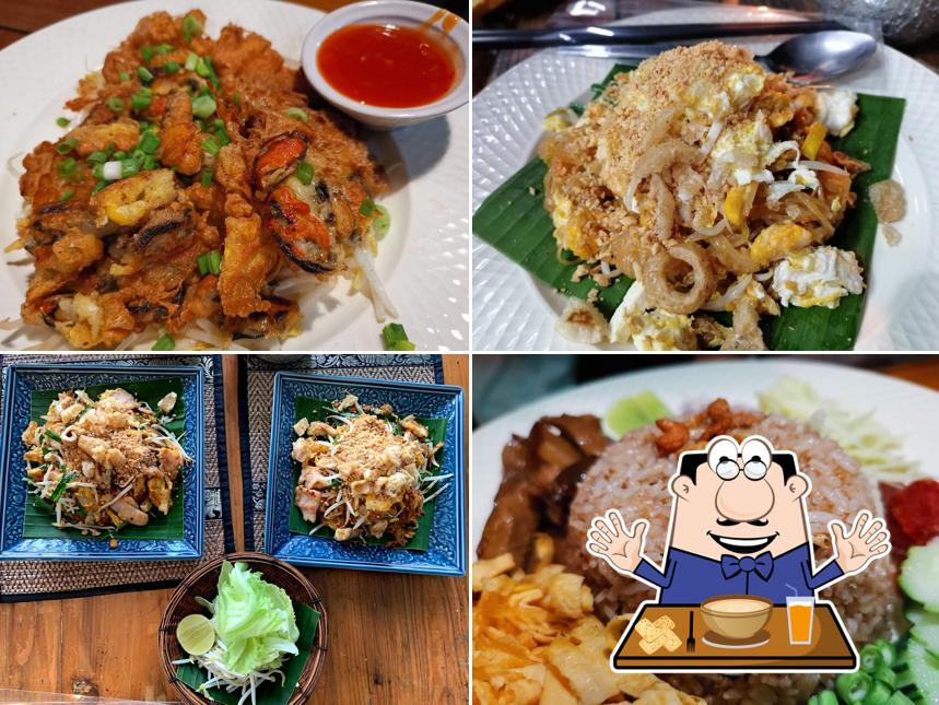 Pad Thai Baan Yim Kitchen