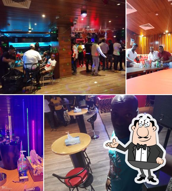 CLUB AFRO WOOD LOUNGE BAR