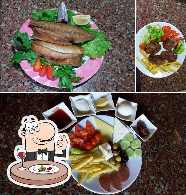 Tiryaki Cafe & Beach