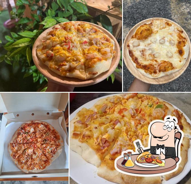 Pizza homemade by Nong Joob