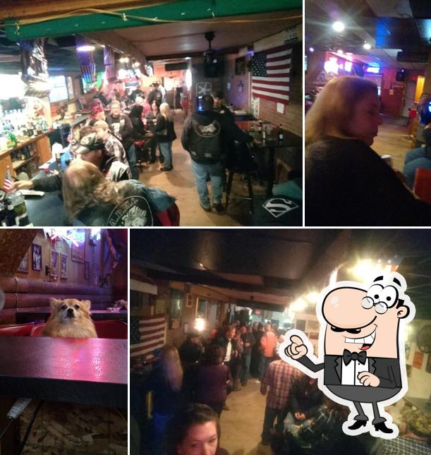 Lucky's Pub