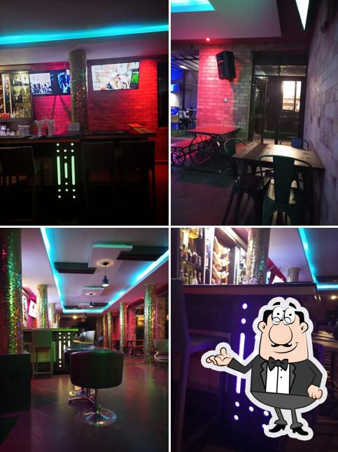 Bubbles Express Lounge & Cafe'