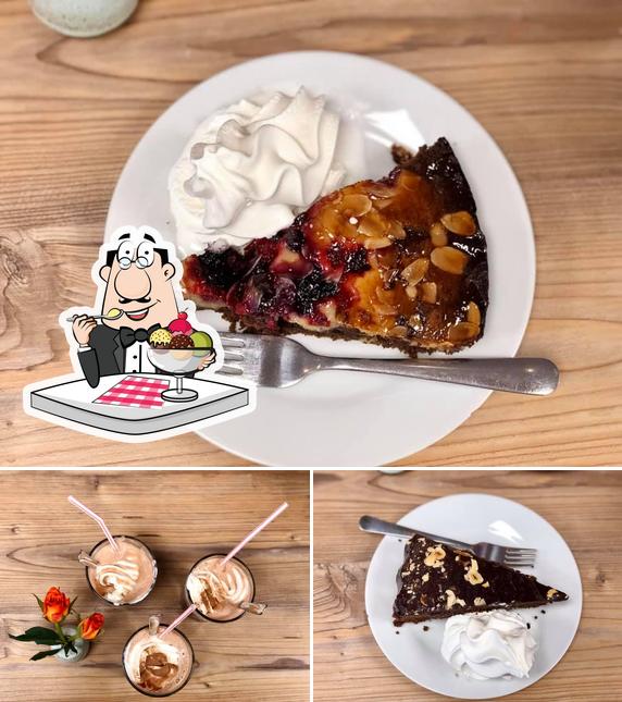 Charlie's Cafe & Restaurant