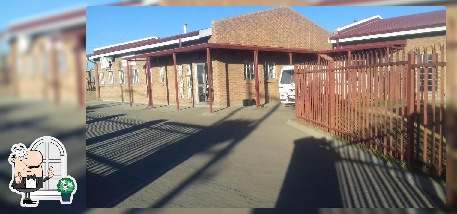 UXOLOLWETHU BAKERY