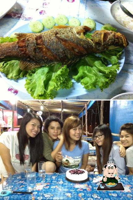 ร้านอาหารซีฟู้ด ตู้12 คนเมืองเหนือ