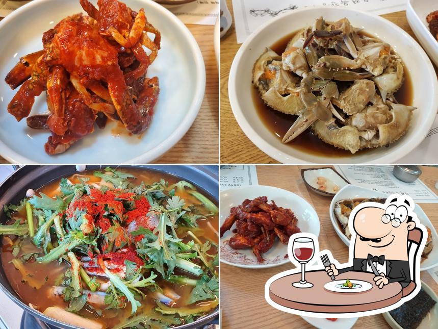 Woo Jeonok Ganjang Gejang (Soy Sauce Marinated Crabs)