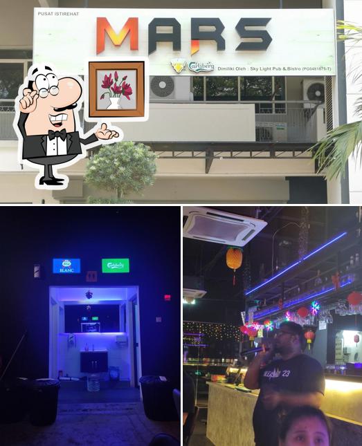 Mars by Sky Light Pub & Bistro