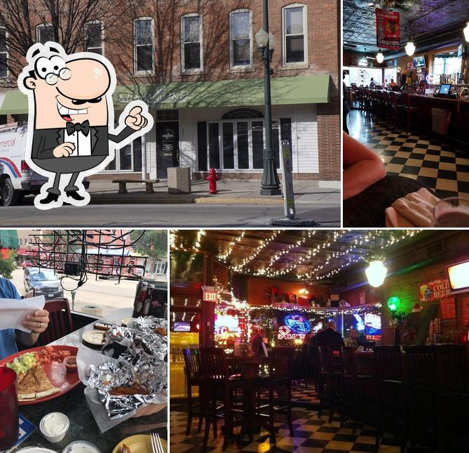 PJ's Courthouse Tavern