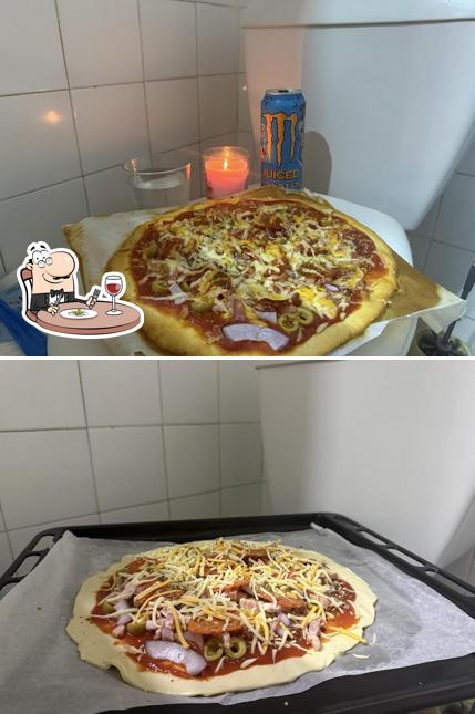 Hozer's Pizza