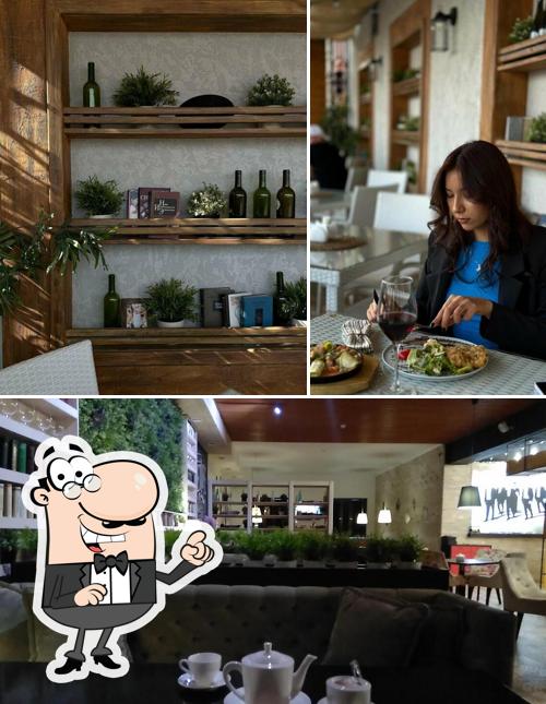 Посмотрите на внутренний интерьер "ТАРАНТИНО"