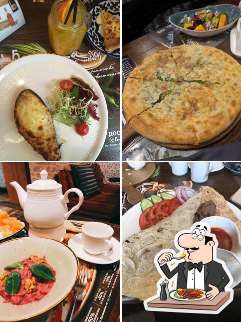 Еда в "Ресторане Бахрома"