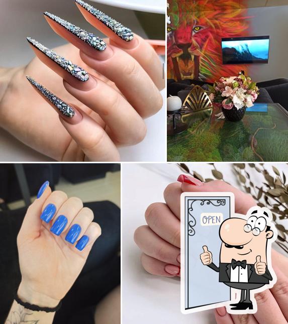 Crazy Nails