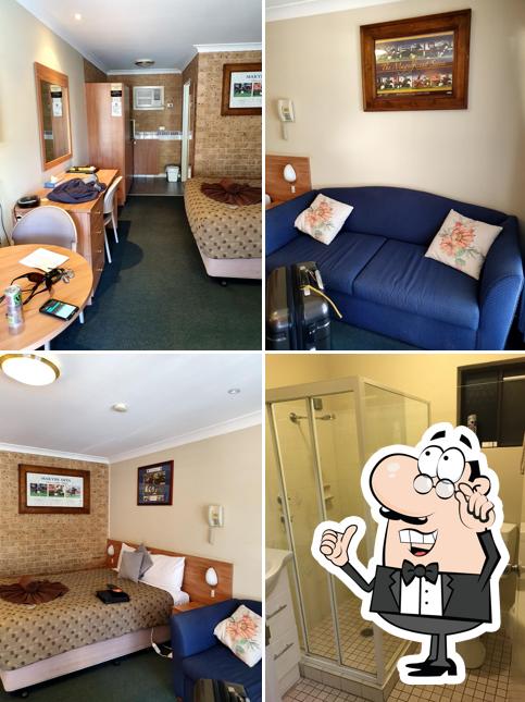 Forest Lodge Motor Inn & Restaurant
