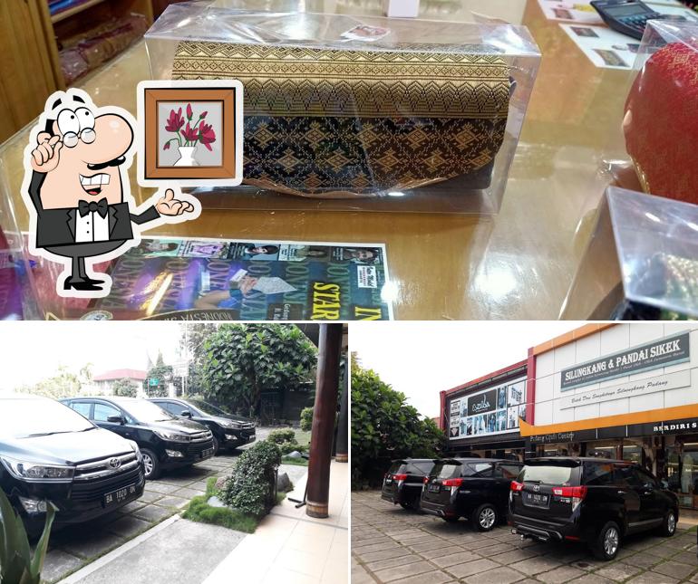 Padang Food Center