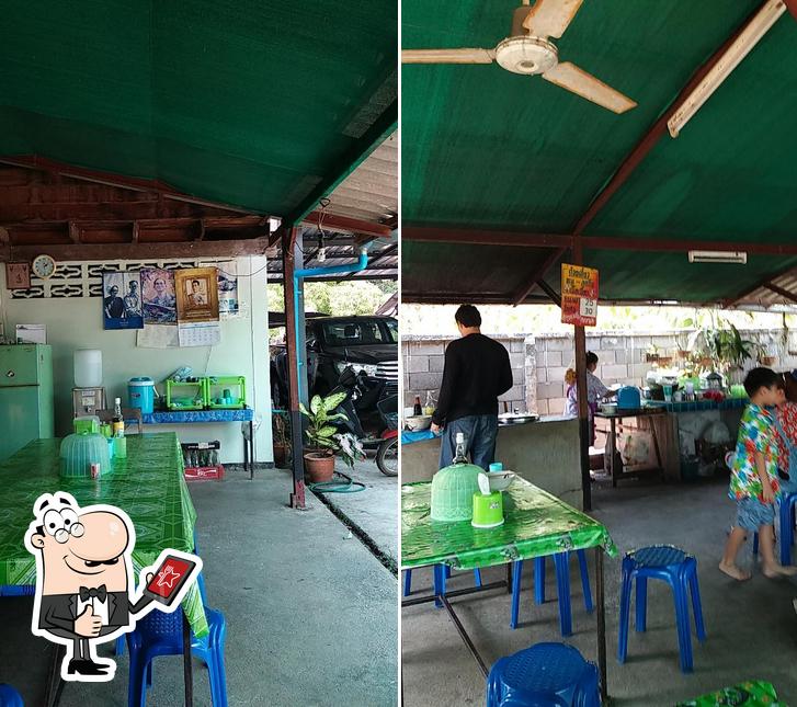 ก๋วยเตี๋ยวป้าเดือน