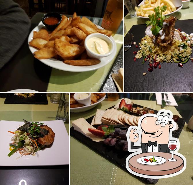 Horizons Restaurant & Bar at Opal Cove Resort Coffs Coast