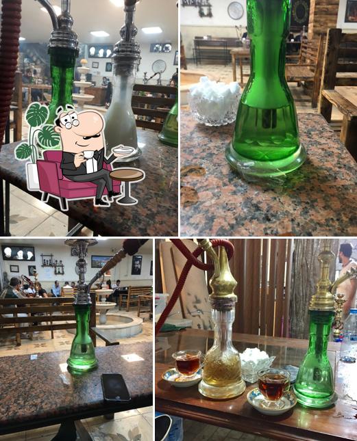 Mehrdad Hookah Bar کافه مهرداد