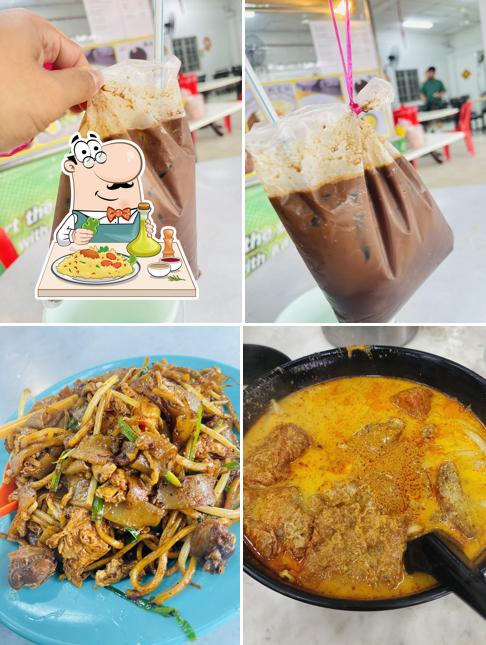 鸿辉茶室 • Hongfly Restaurant